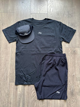 ESSENTIAL T-SHIRT