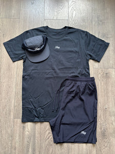 ESSENTIAL T-SHIRT